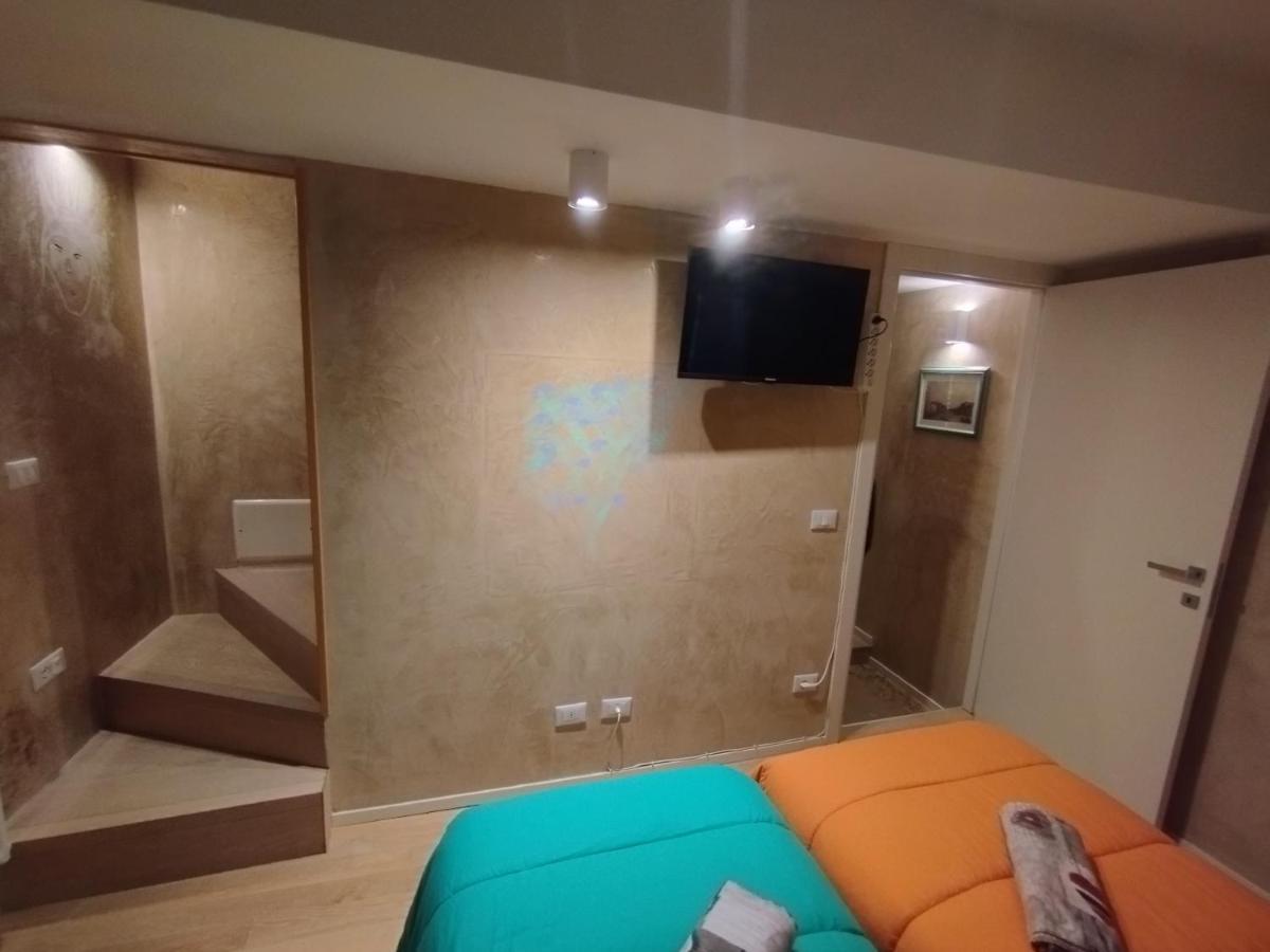 Ca Lirica Appartement Venetië Buitenkant foto