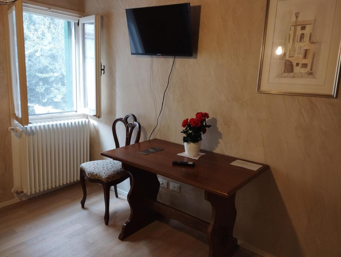 Ca Lirica Appartement Venetië Buitenkant foto