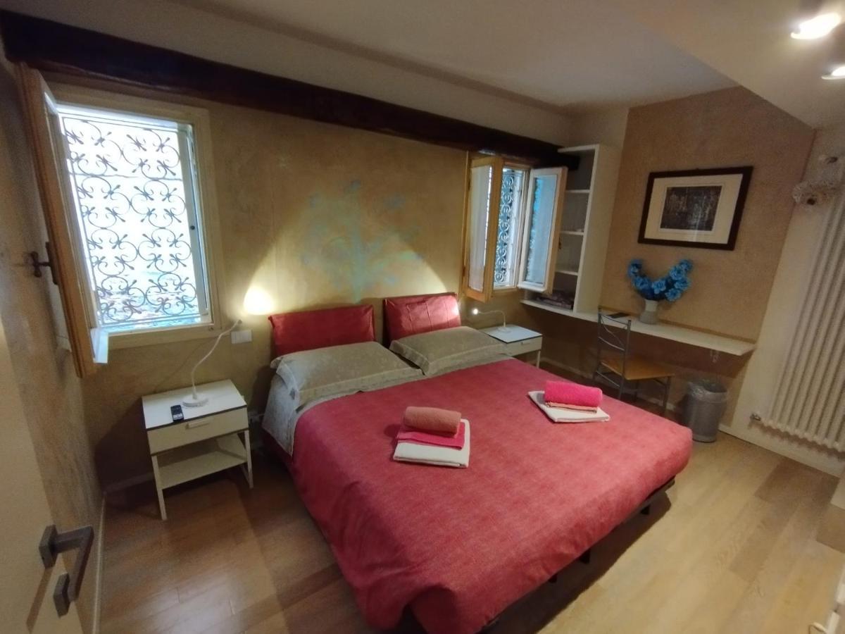 Ca Lirica Appartement Venetië Buitenkant foto